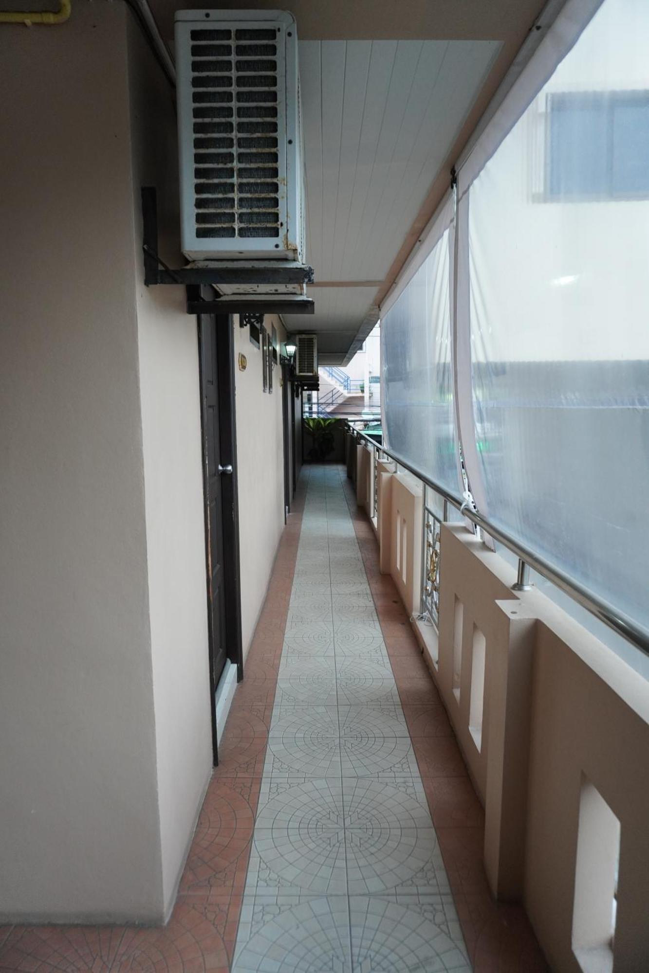 Centre Point Nanai Hotel Patong Exterior foto
